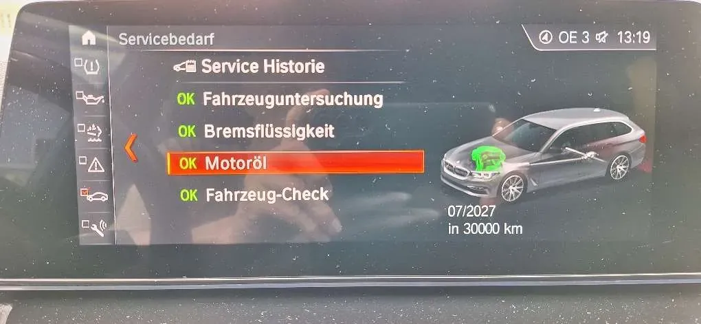 BMW 5 Series 2018 photo 2