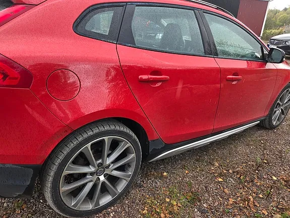 Volvo V40 Cross Country 2015 photo 3