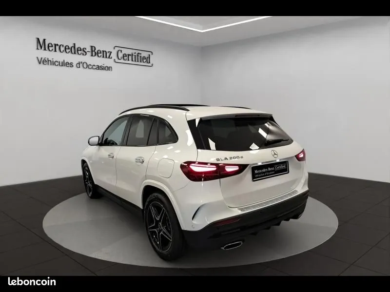 Mercedes-Benz Gla 2026 photo 4