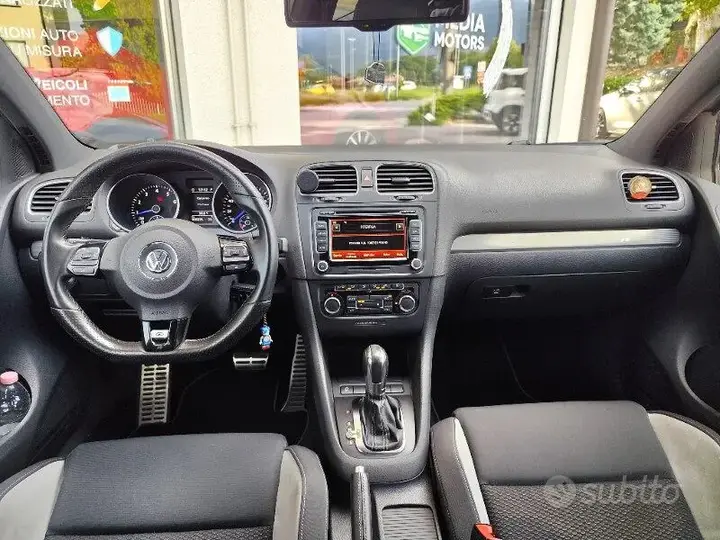 Volkswagen Golf 2012 photo 4