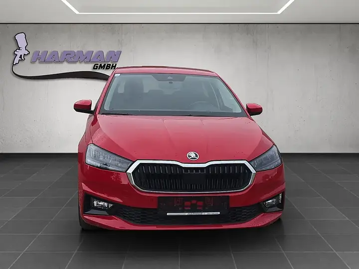 Skoda Fabia 2022 photo 2