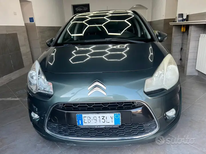 Citroen C3 2010 photo 2