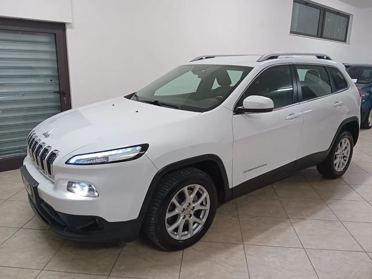 Jeep Cherokee 2015 photo 2