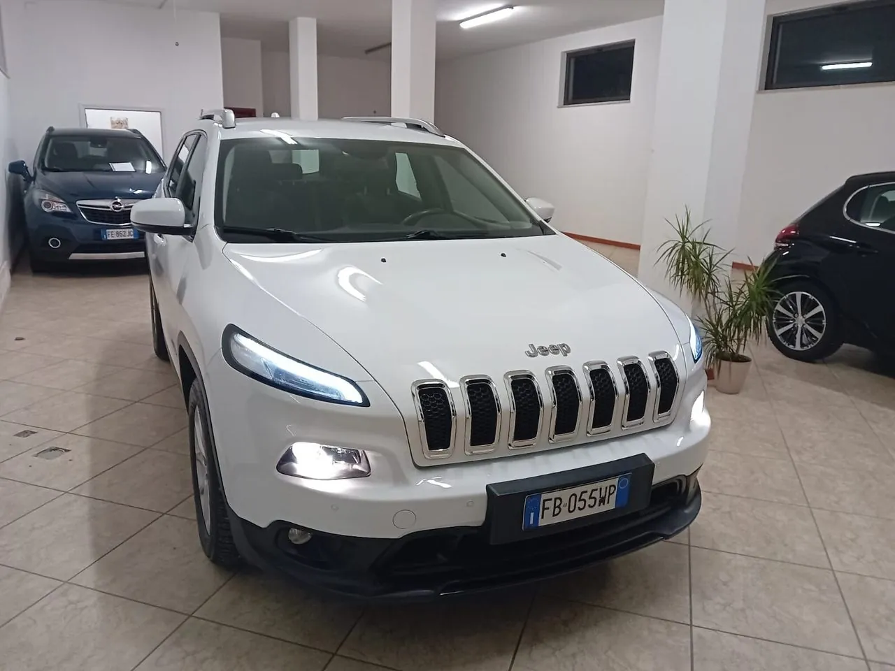 Jeep Cherokee 2015 photo 4