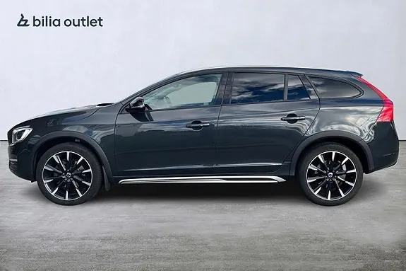 Volvo V60 Cross Country 2018 photo 3