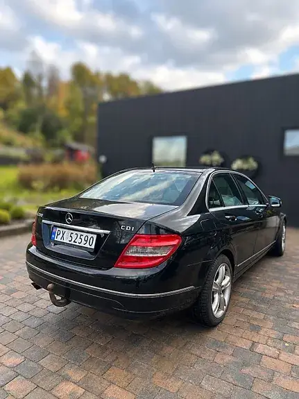 Mercedes-Benz C 200 D 2009 photo 2