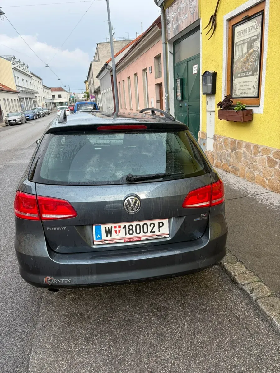 Volkswagen Passat 2012 photo 3