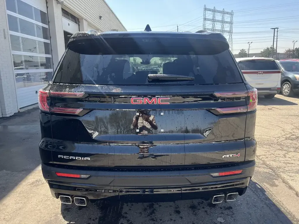 GMC Acadia 2026 photo 5