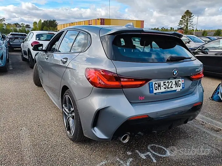 BMW 118I 2023 photo 4