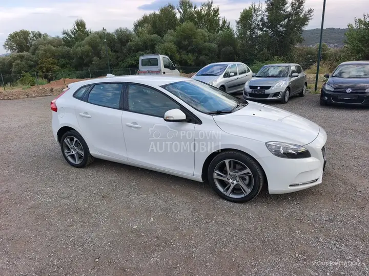 Volvo V40 2016 photo 5