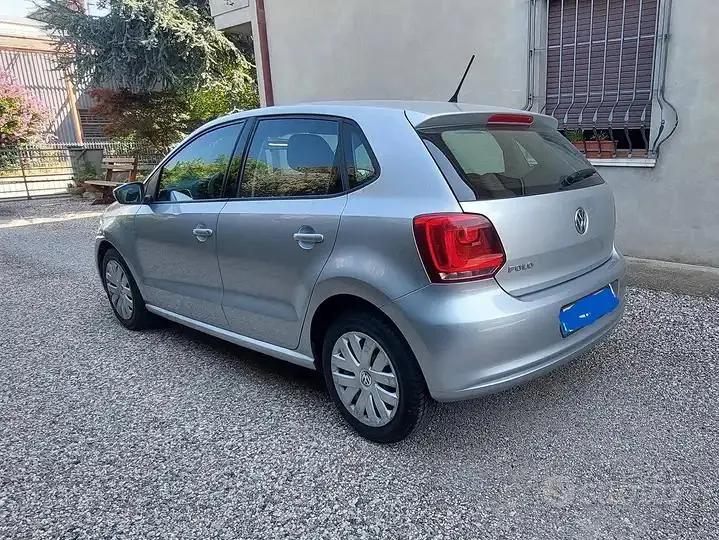Volkswagen Polo 2009 photo 2