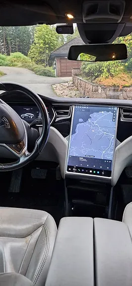 Tesla Model S 2016 photo 5