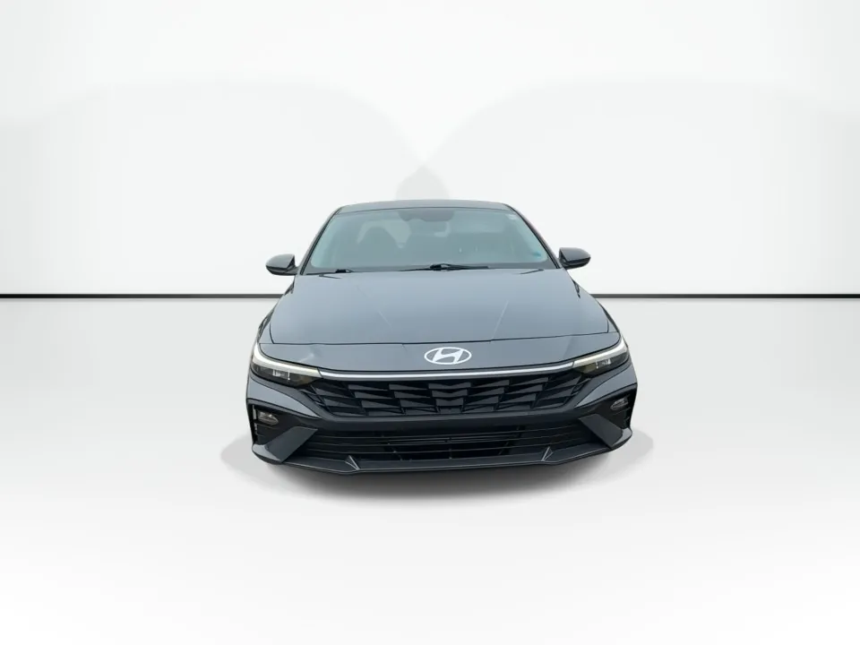 Hyundai Elantra 2025 photo 5