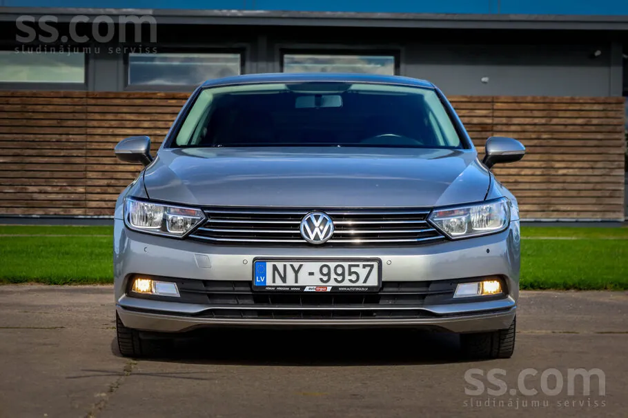 Volkswagen Passat B8 2015 photo 2