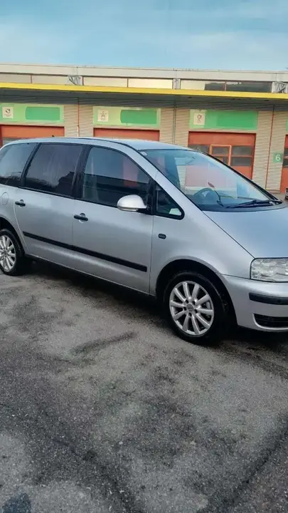 Volkswagen Sharan 2008 photo 3