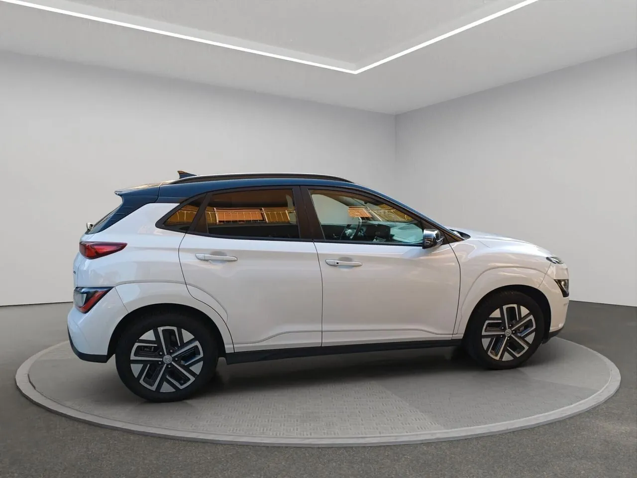 Hyundai Kona 2021 photo 3