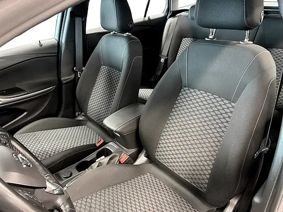 Opel Astra 2018 photo 5