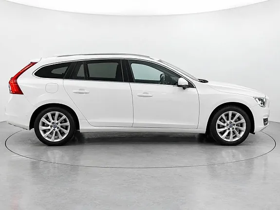 Volvo V60 2016 photo 3