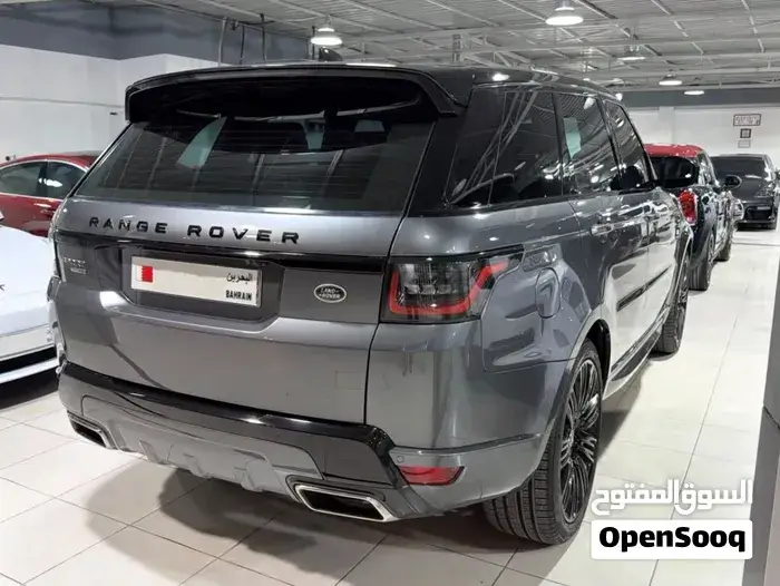 Land Rover Range Rover Sport 2018 photo 3