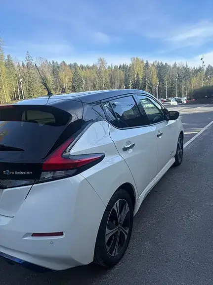 Nissan Leaf 2020 photo 5