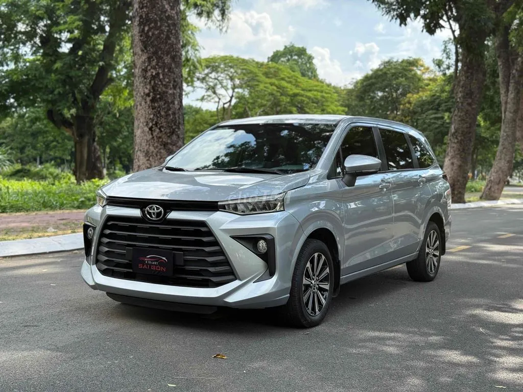 Toyota Avanza Premio