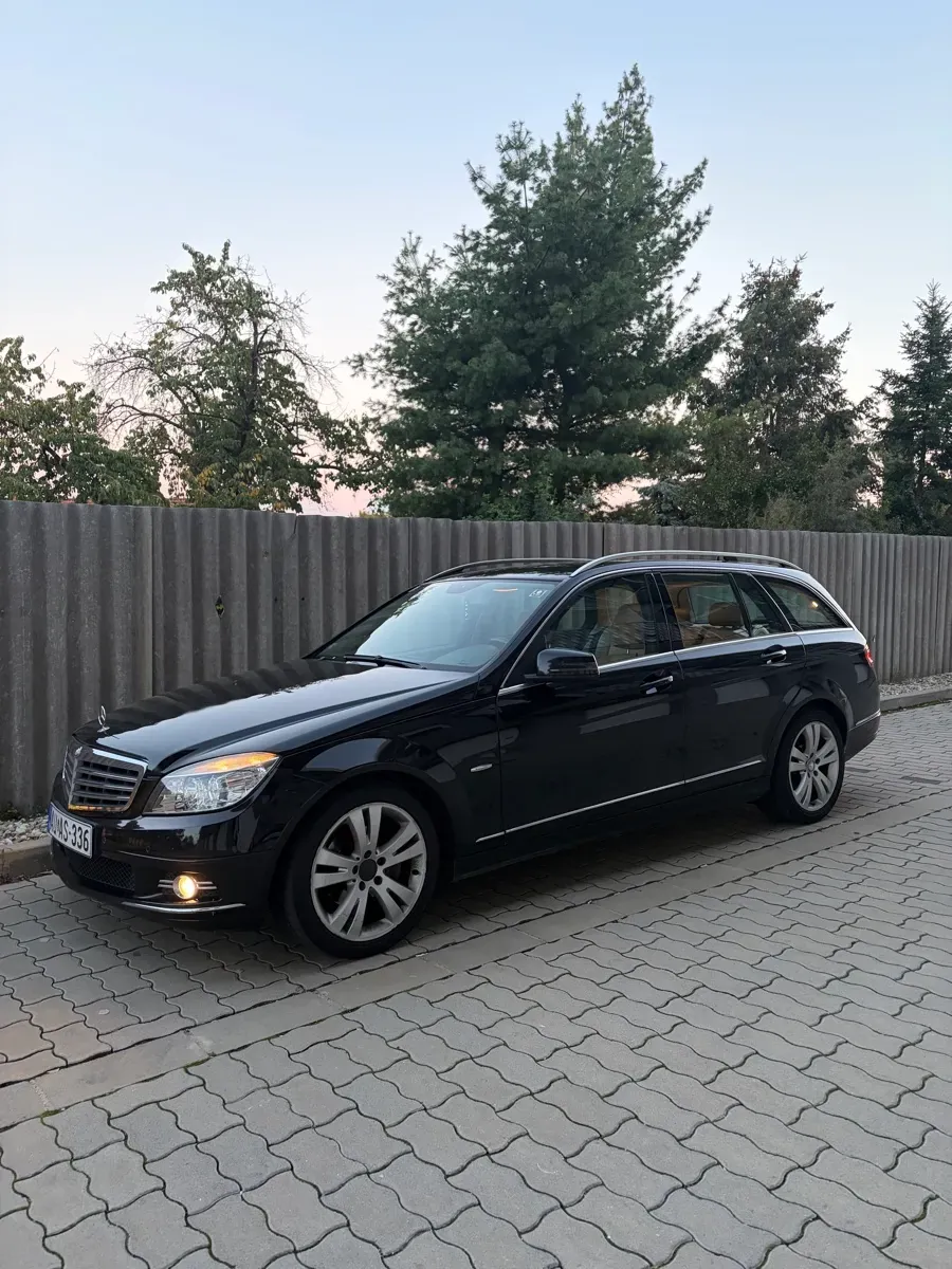 Mercedes-Benz C-Class 2008 photo 2