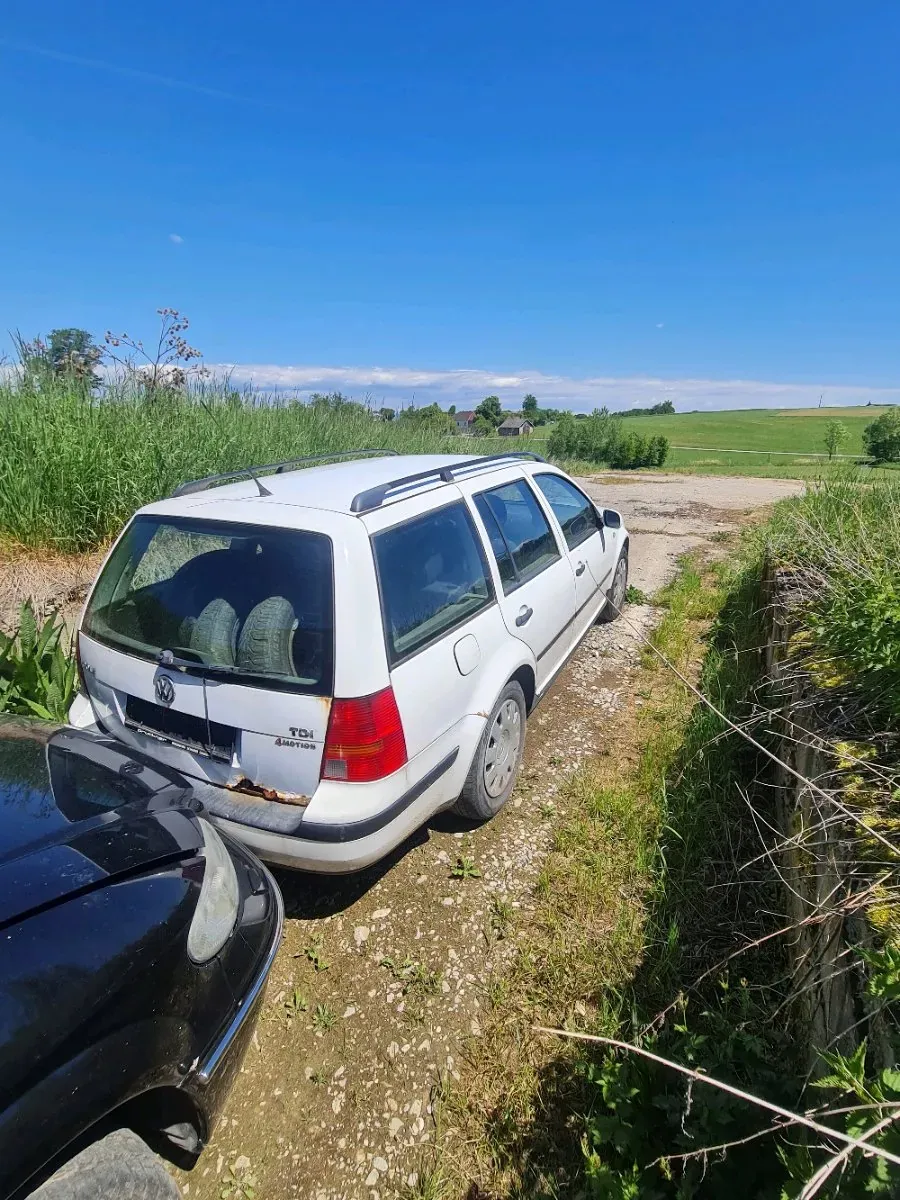 Volkswagen Golf 2005 photo 3