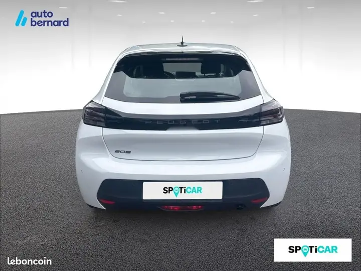 Peugeot 208 2025 photo 5