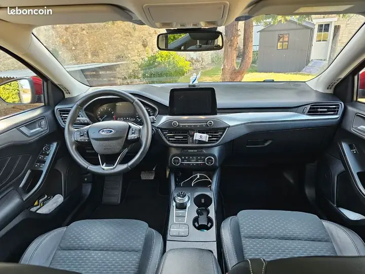 Ford Focus 2020 photo 3