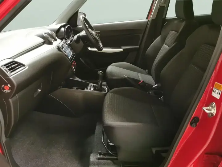 Suzuki Swift 2023 photo 4
