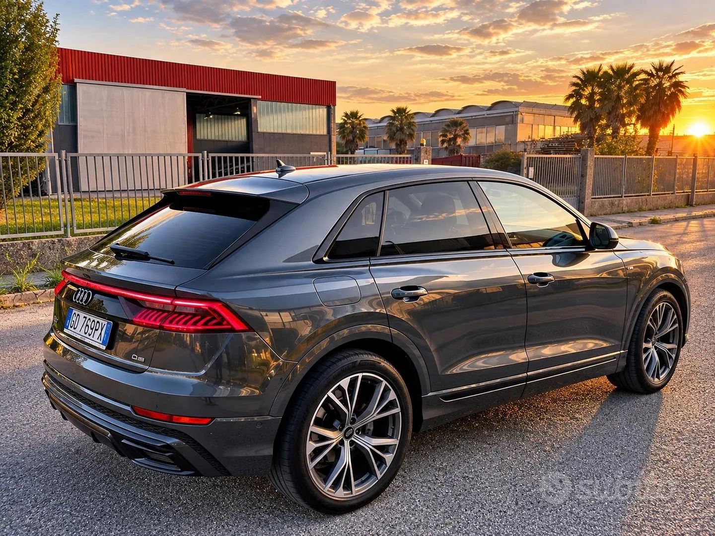 Audi Q8 2021 photo 3