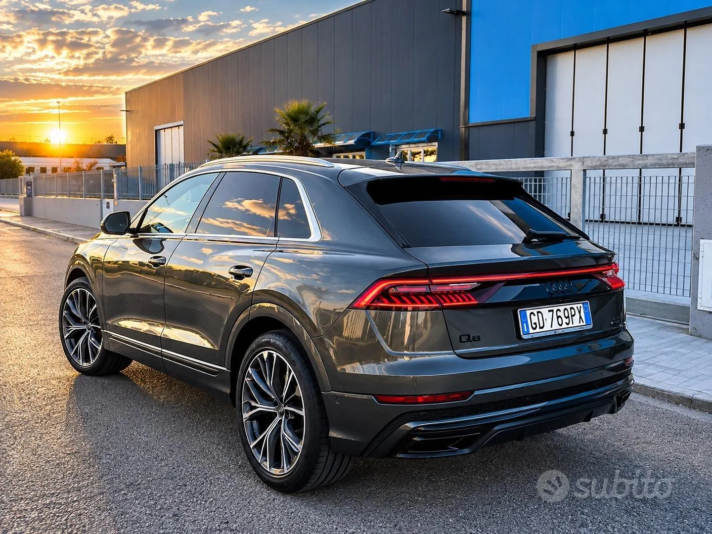Audi Q8 2021 photo 4