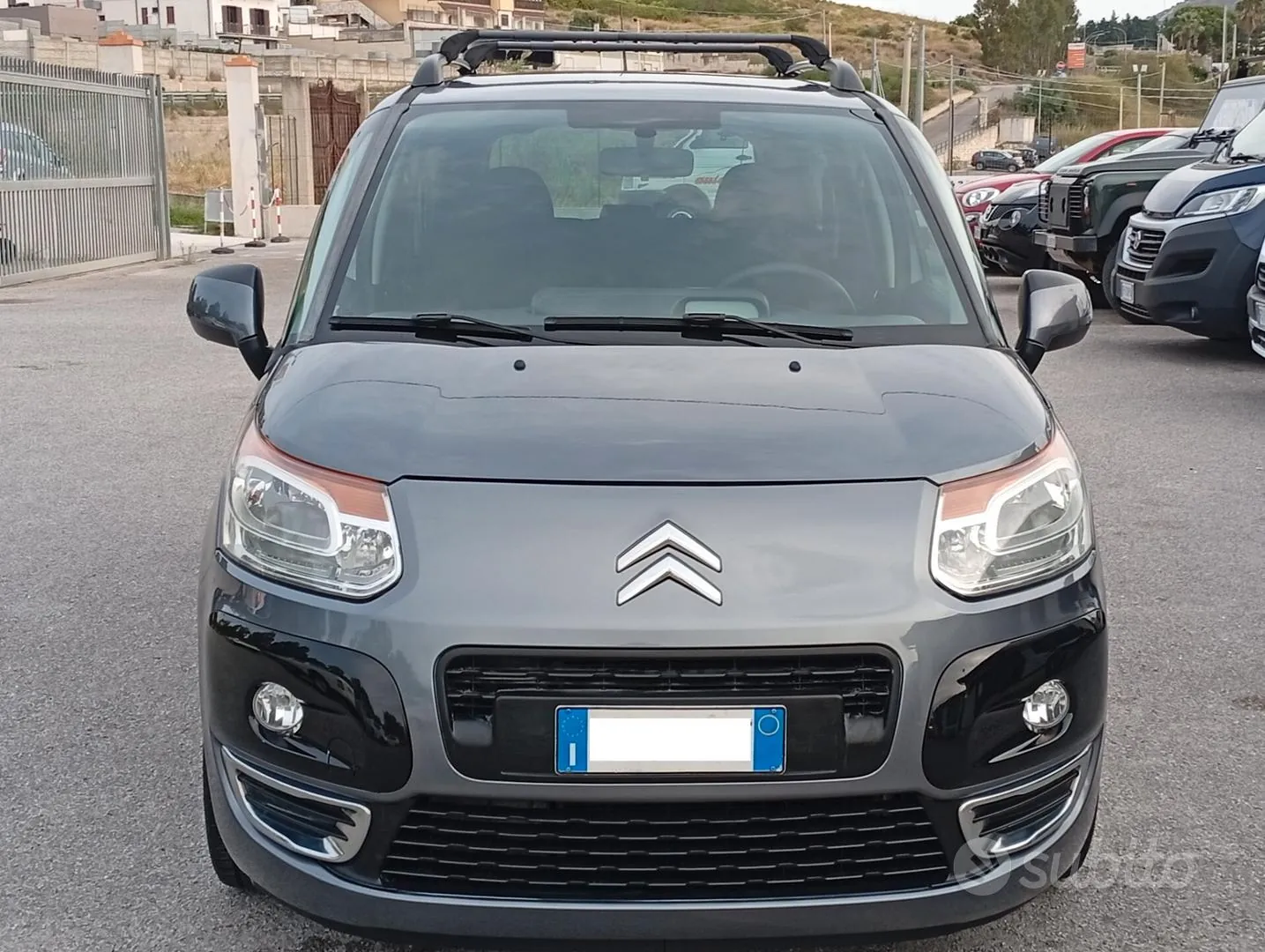 Citroen C3 Picasso 2010 photo 2