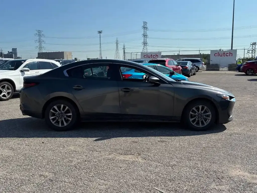 Mazda 3 2020 photo 2
