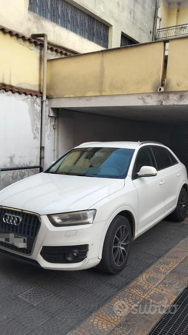 Audi Q3 2013 photo 2