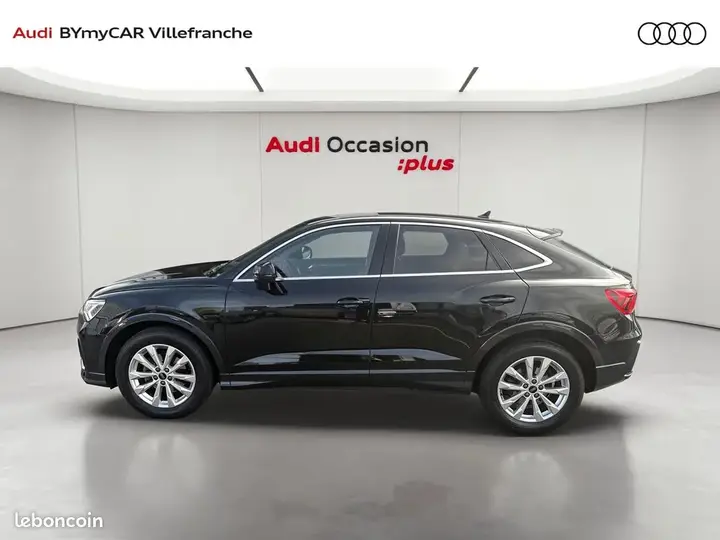 Audi Q3 2023 photo 2