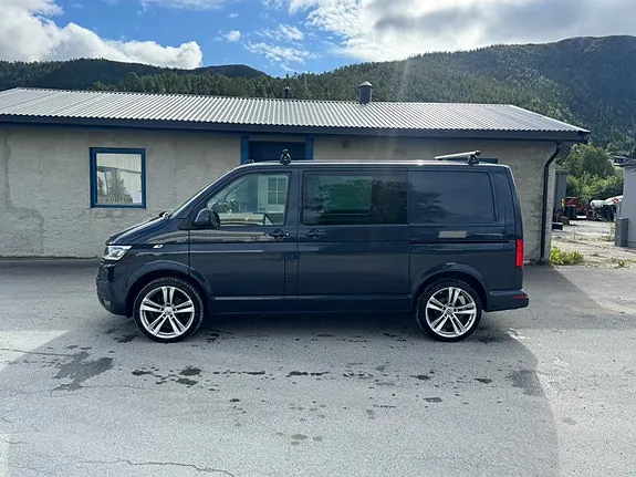 Volkswagen Transporter 2021 photo 2