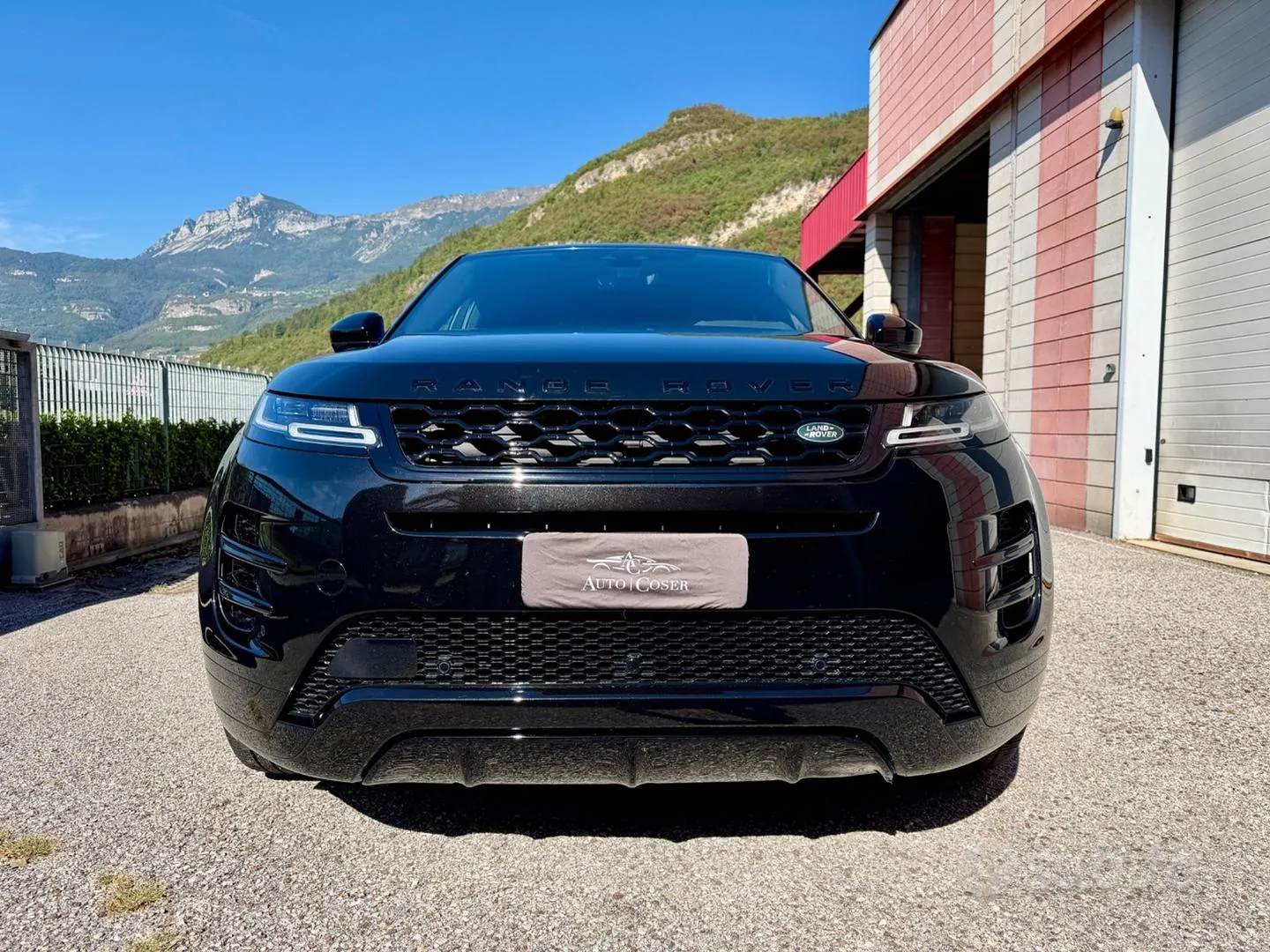 Land Rover Range Rover Evoque 2020 photo 3