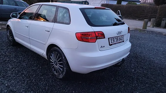 Audi A3 2010 photo 4