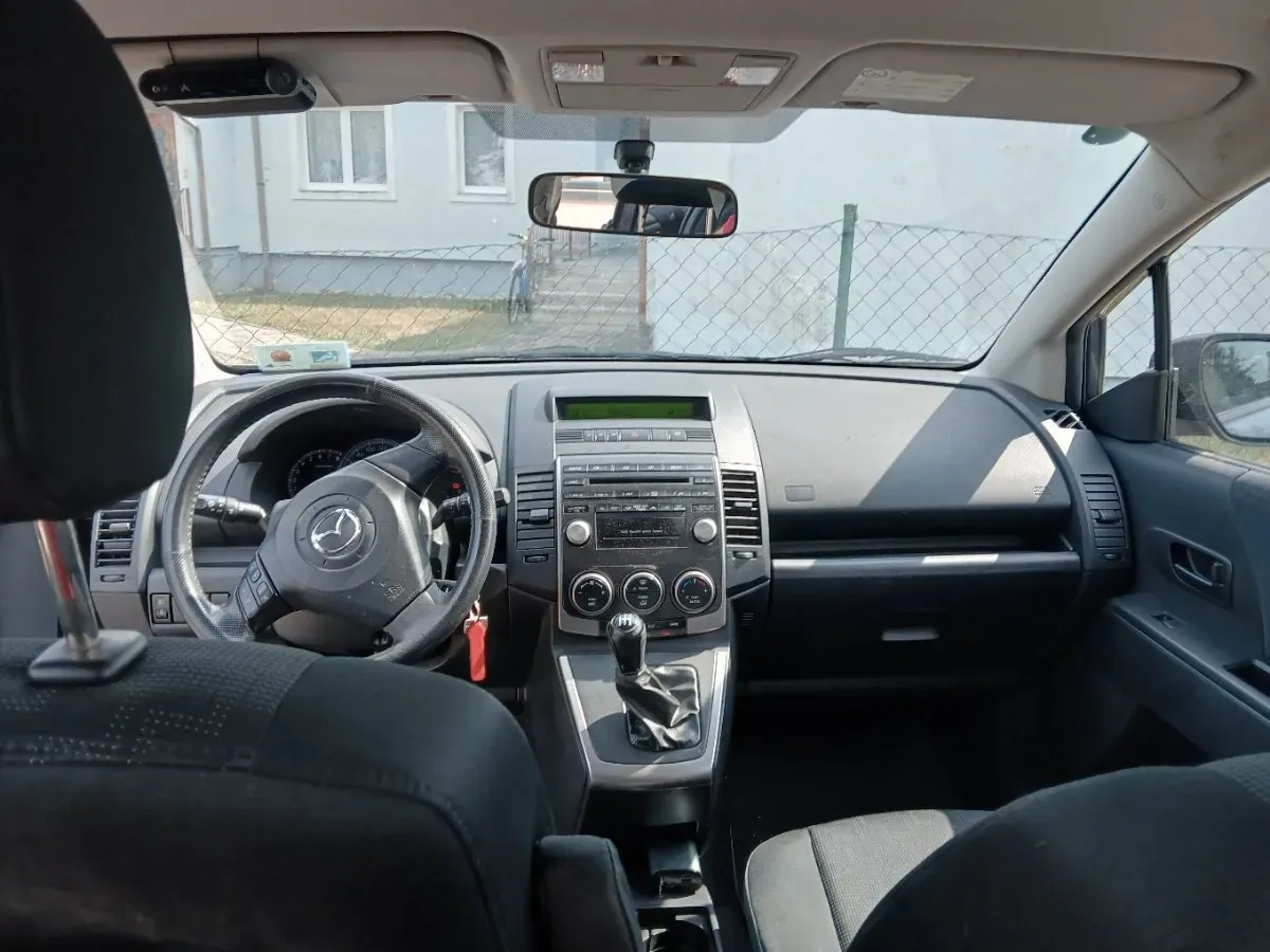 Mazda Mazda5 2008 photo 2