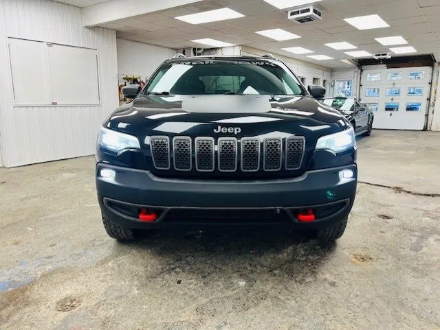 Jeep Cherokee 2021 photo 2