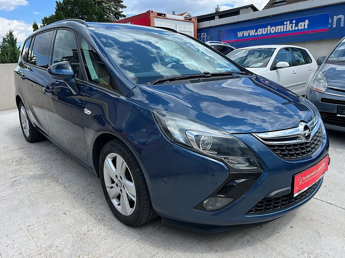 Opel Zafira Tourer 2016 photo 3