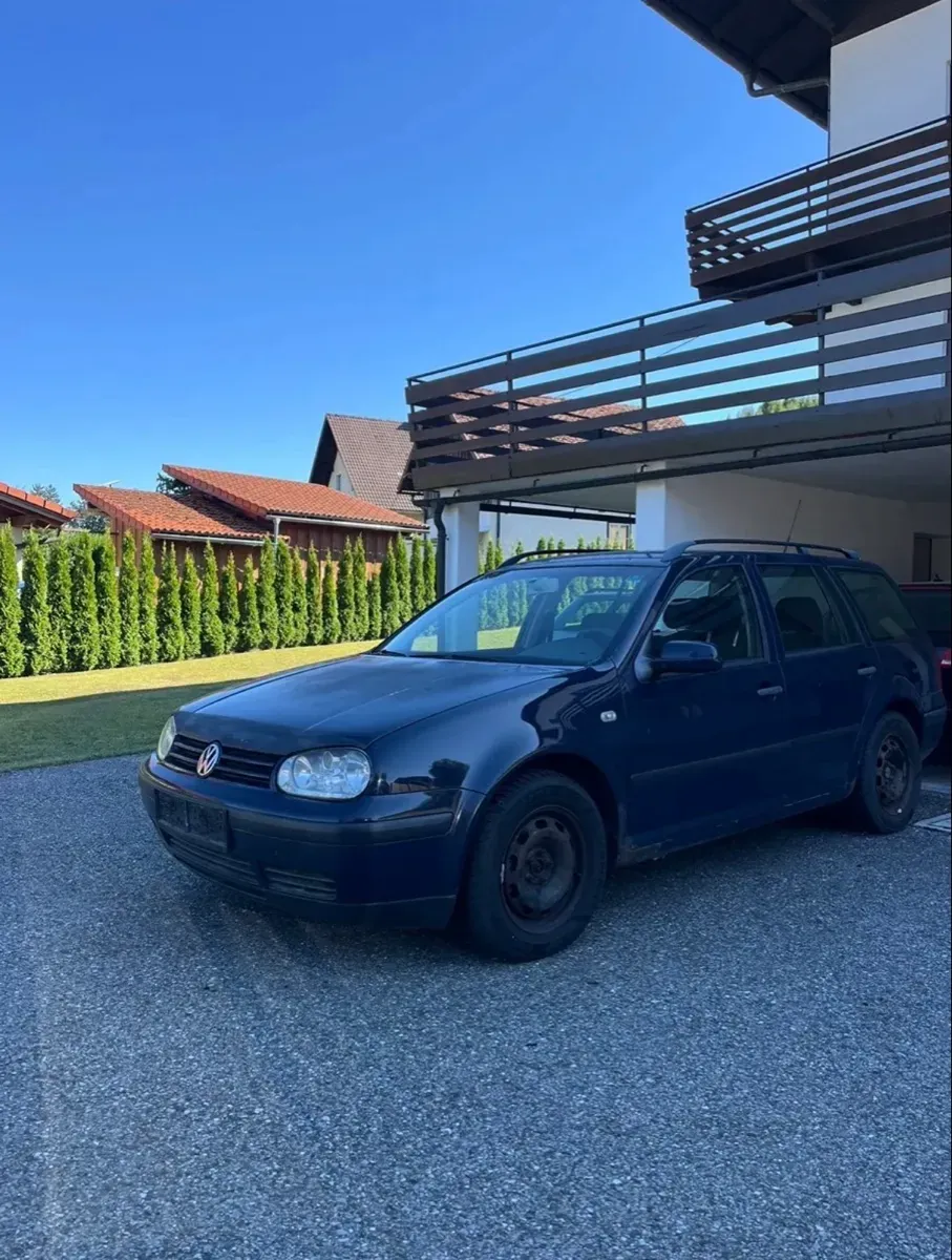 Volkswagen Golf 2005 photo 2
