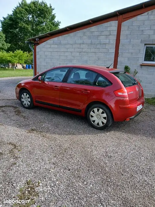 Citroen C4 2008 photo 2