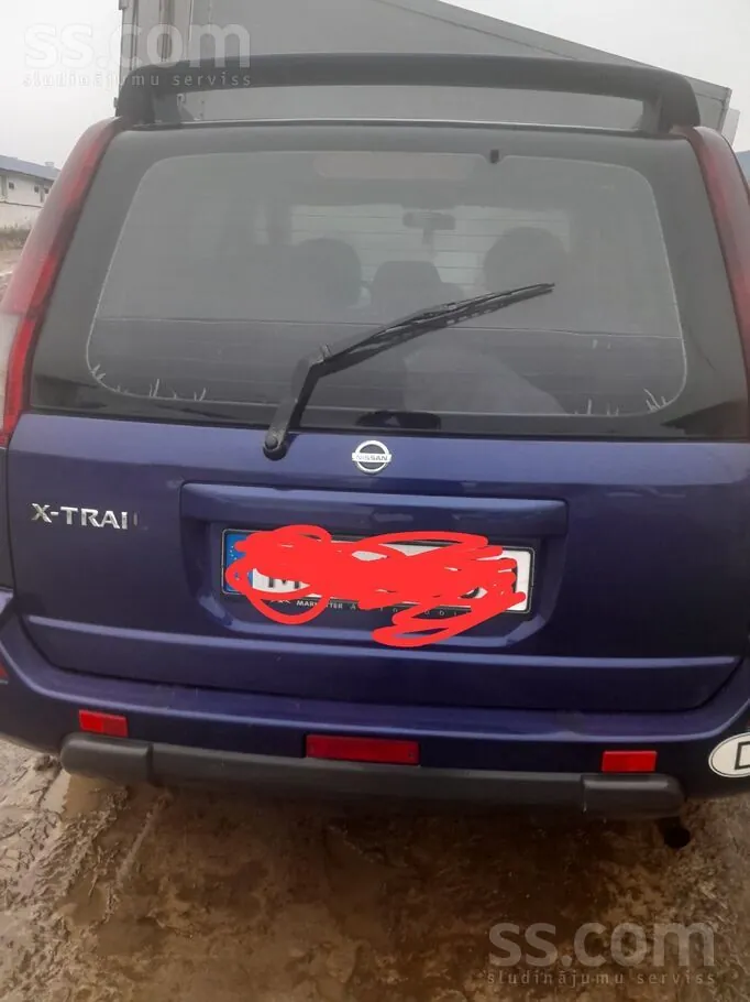 Nissan X-Trail 2003 photo 4