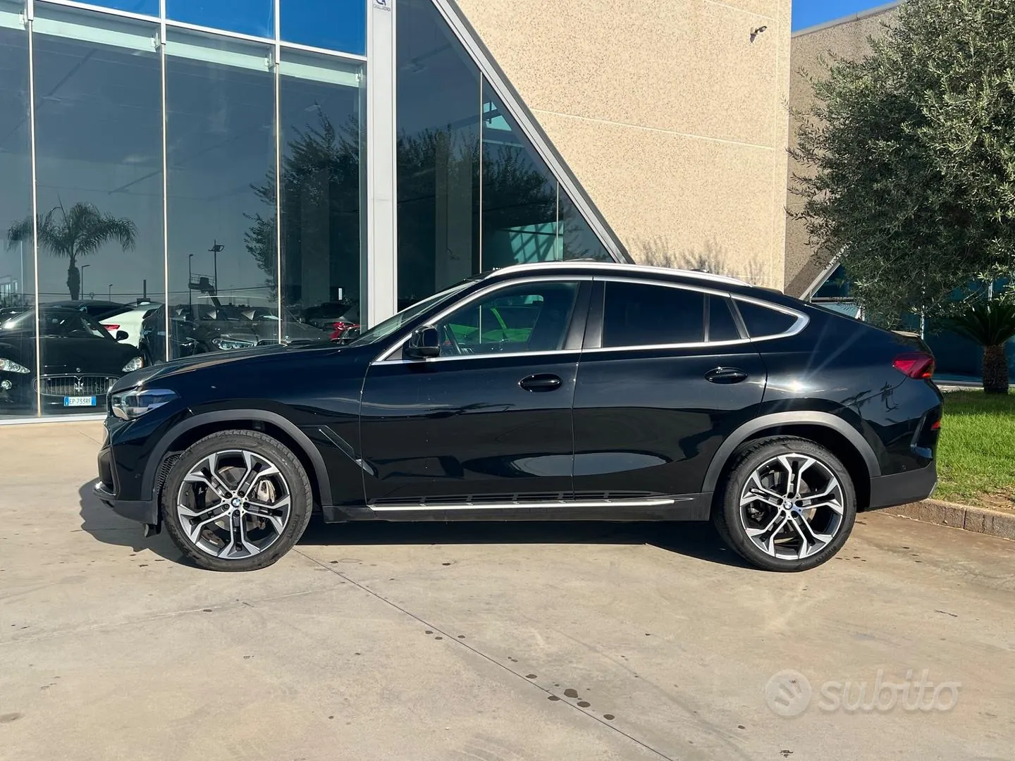 BMW X6 2022 photo 2