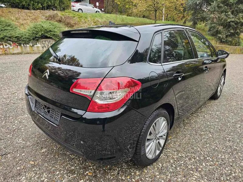 Citroen C4 2012 photo 4