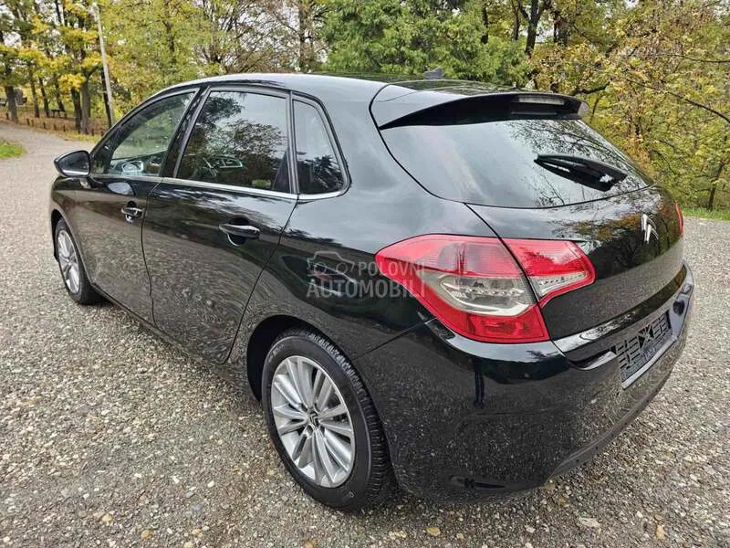 Citroen C4 2012 photo 5