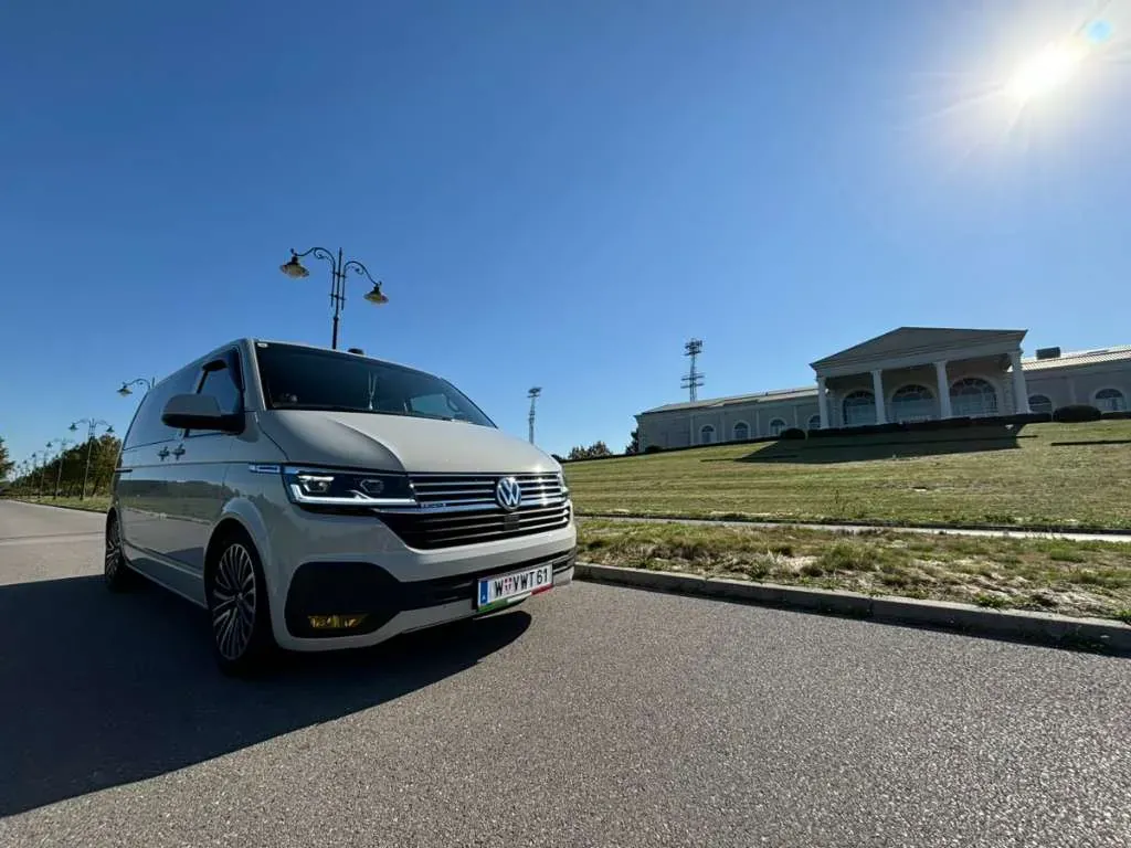 Volkswagen T6 2023 photo 2