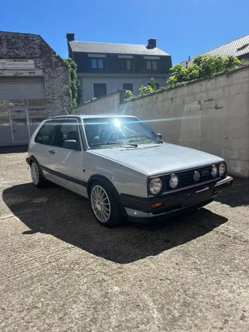 Volkswagen Golf 1988 photo 2